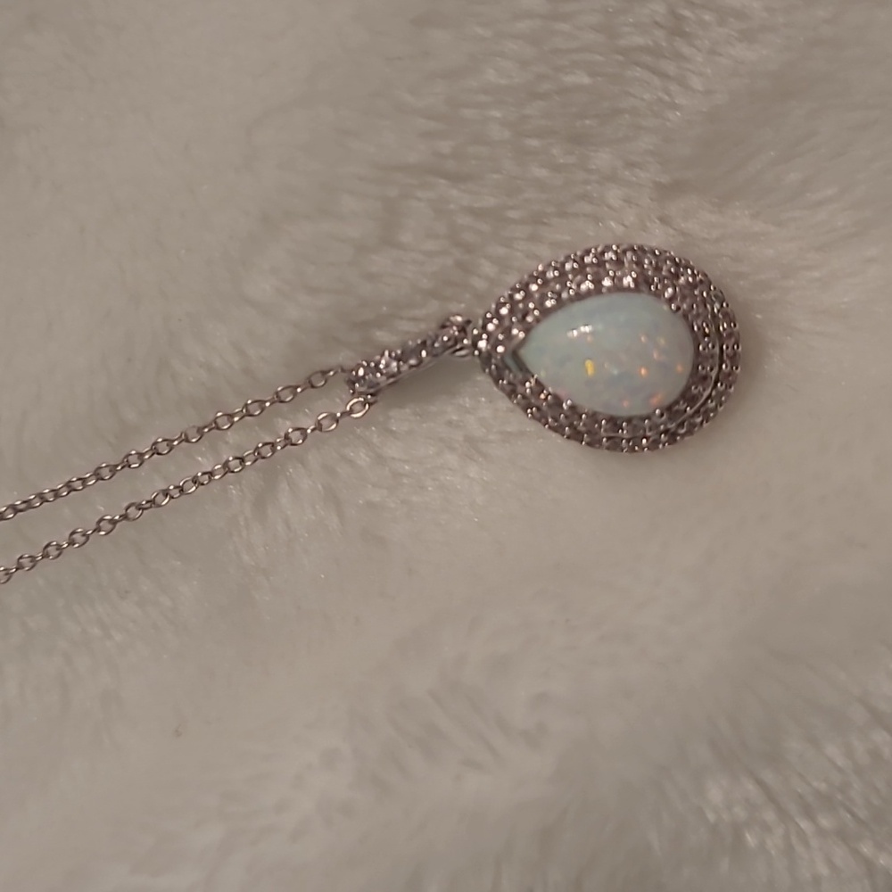 Necklace - Picture 2 of 6